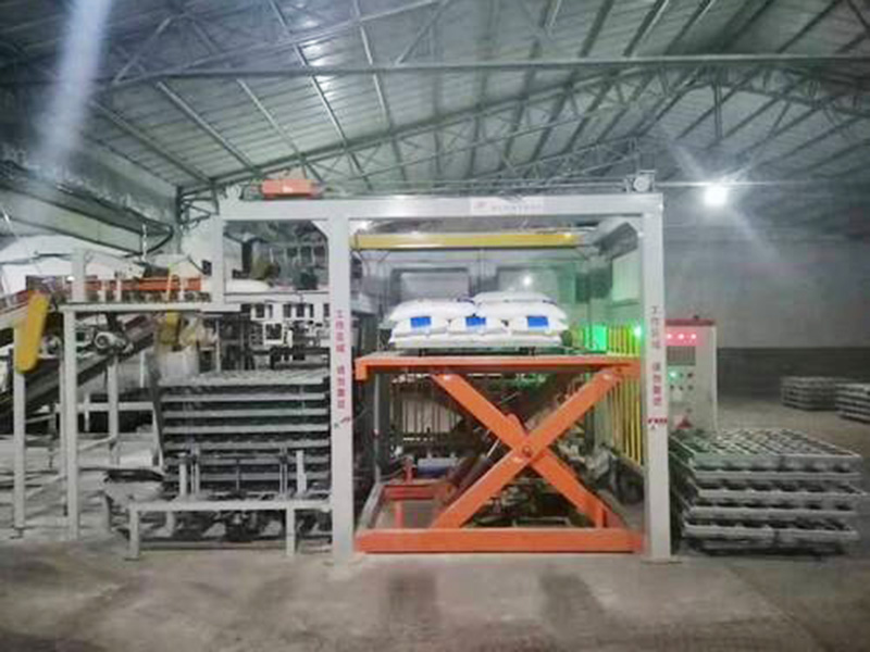 高位碼垛機(jī)