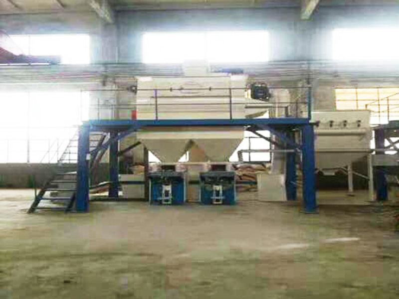 膩?zhàn)臃凵a(chǎn)線