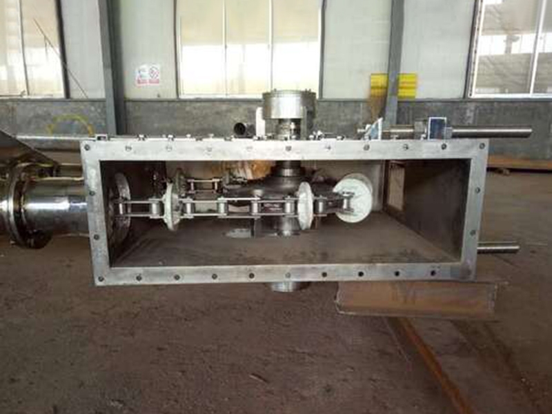 管鏈輸送機(jī)